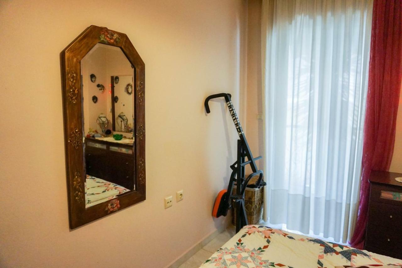 Appartamento Peaceful & Styled Flat, 2 Bdrms, Wifi, Smart Tv Kavala Esterno foto